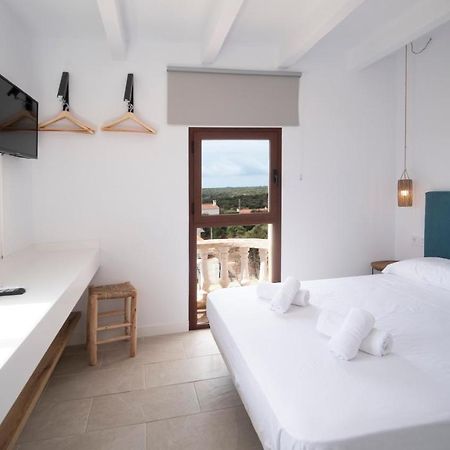 Hotel Castell de Lô à Cala En Porter  Extérieur photo