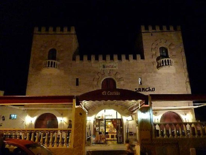 Hotel Castell de Lô à Cala En Porter  Extérieur photo