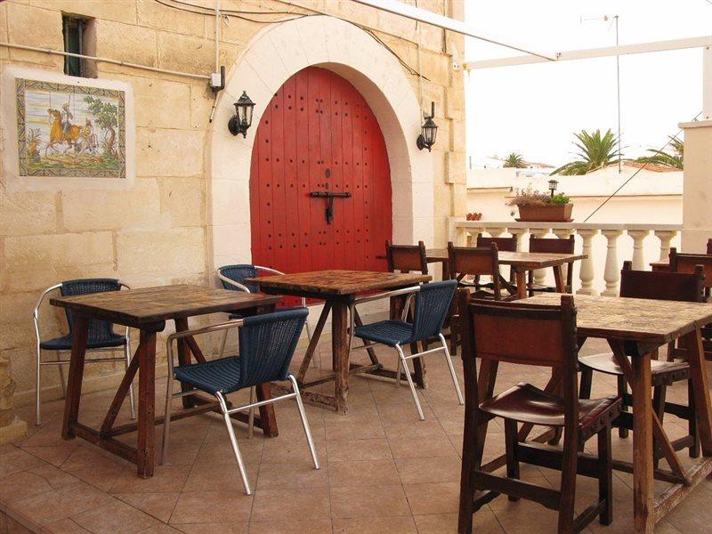 Hotel Castell de Lô à Cala En Porter  Extérieur photo