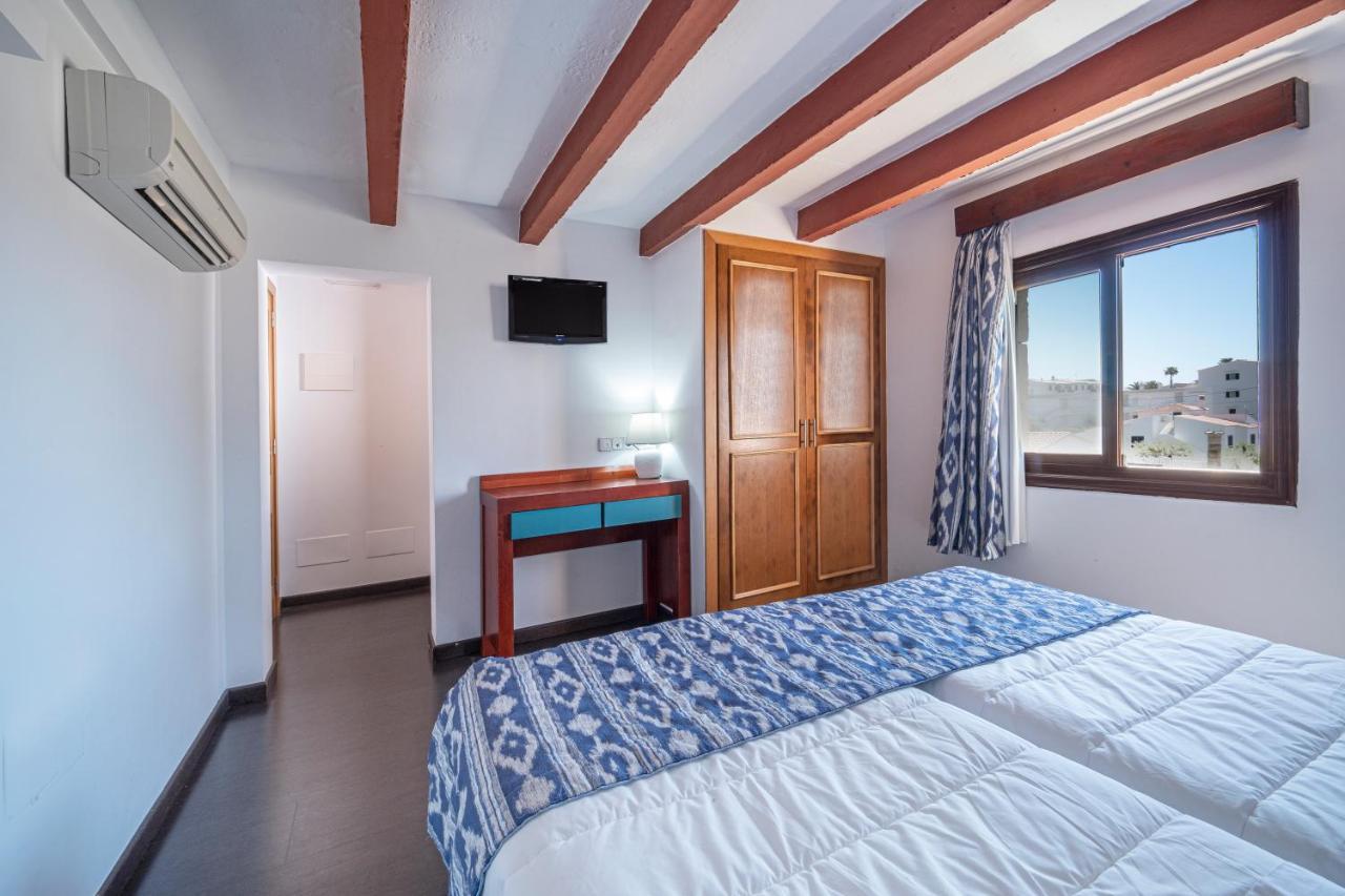 Hotel Castell de Lô à Cala En Porter  Extérieur photo
