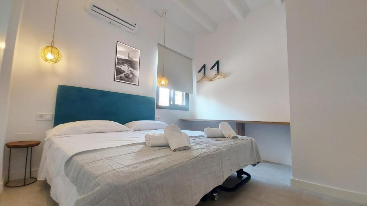 Hotel Castell de Lô à Cala En Porter  Extérieur photo