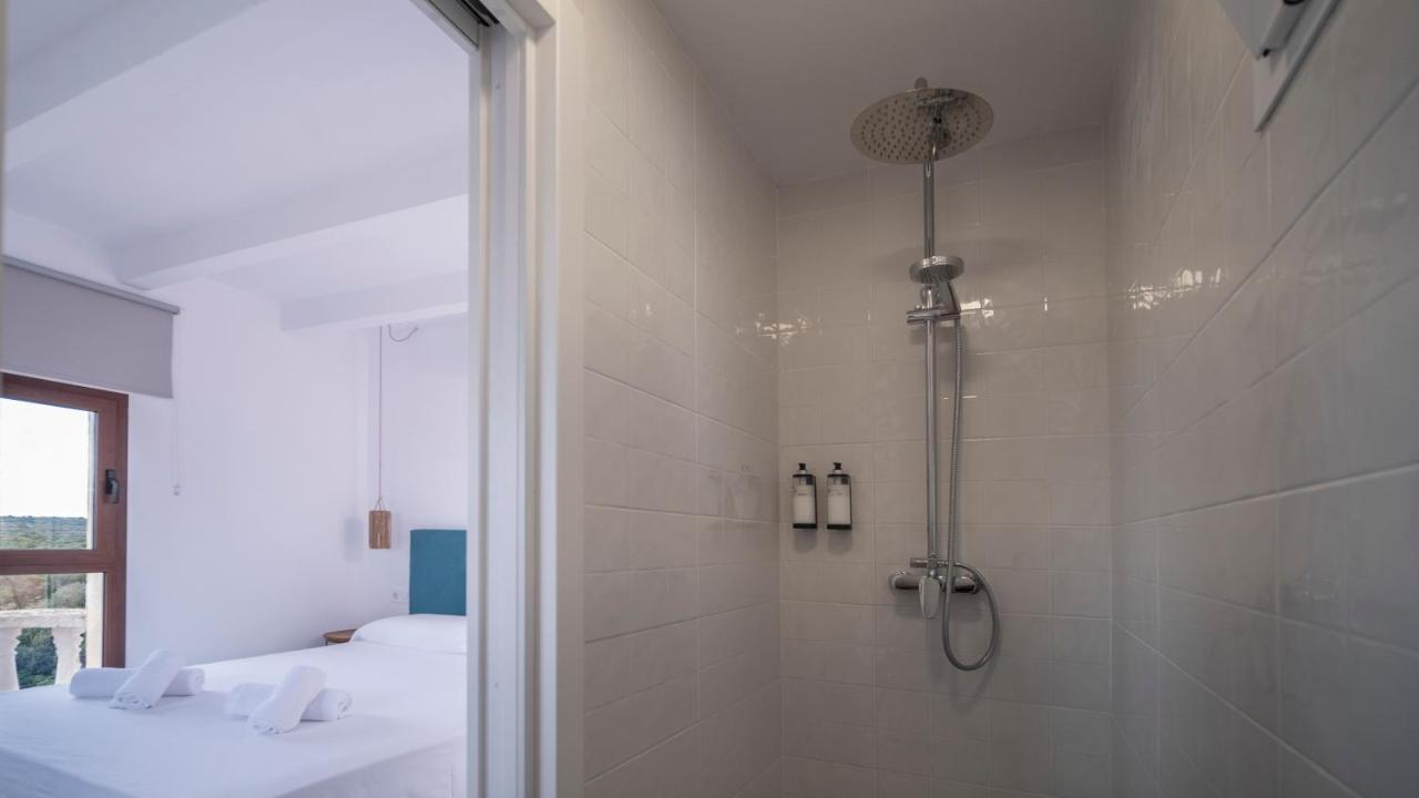 Hotel Castell de Lô à Cala En Porter  Extérieur photo